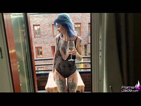 ❤️ Ragazza tremenda chì succhia cù una bocca è cazzo appassionatamente sottu à u celu apertu ❤❌ Porno à co.chancel.top ❌❤